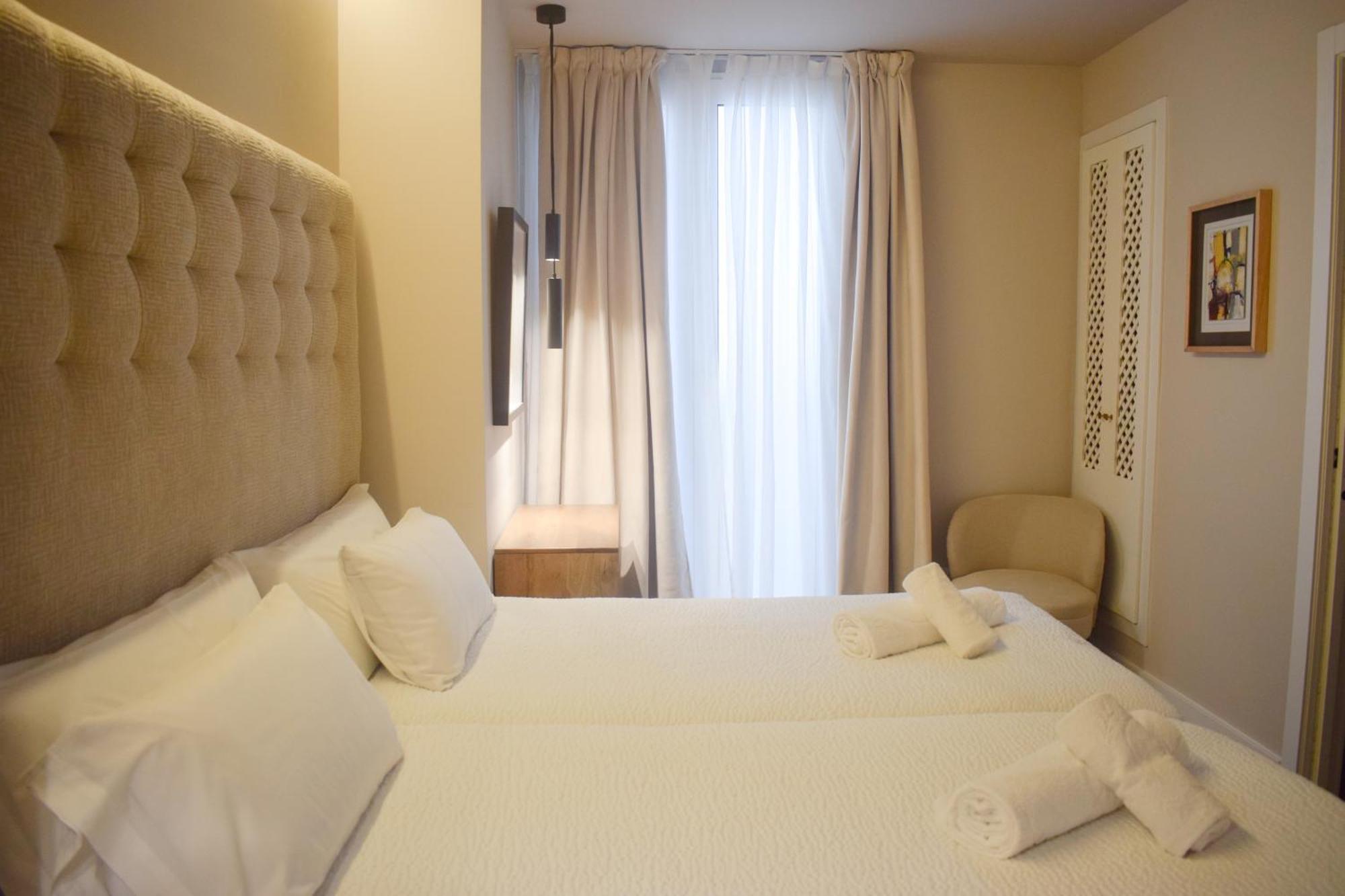 Valencia Apartamentos Goya Экстерьер фото